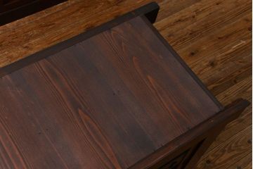 アンティーク家具　アンティーク 丸桟仕上げの上質な六尺近江水屋箪笥