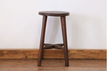 アンティーク家具　アンティーク 古い木の味わい深いスツール(丸椅子、丸イス)