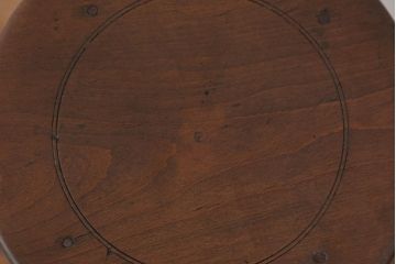 アンティーク家具　アンティーク 古い木の味わい深いスツール(丸椅子、丸イス)