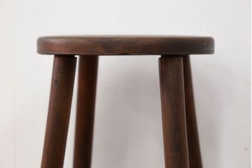 アンティーク家具　アンティーク 古い木の味わい深いスツール(丸椅子、丸イス)