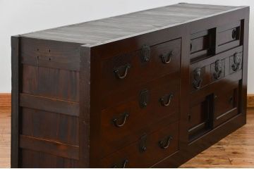 アンティーク家具　アンティーク 使い込まれた収納箪笥サイドボード　(水屋箪笥、キャビネット、チェスト)