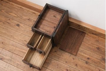 アンティーク雑貨　古民具・骨董 古い桐材の金具の立派な硯箱(小引き出し)