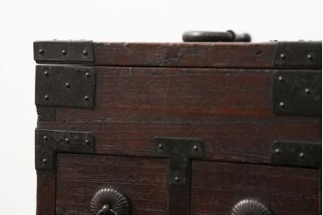 アンティーク雑貨　古民具・骨董 古い桐材の金具の立派な硯箱(小引き出し)