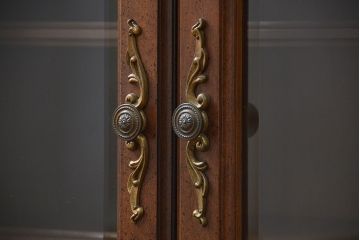 中古 コスガ製 アンティーク調 サイドボード(サイドキャビネット)