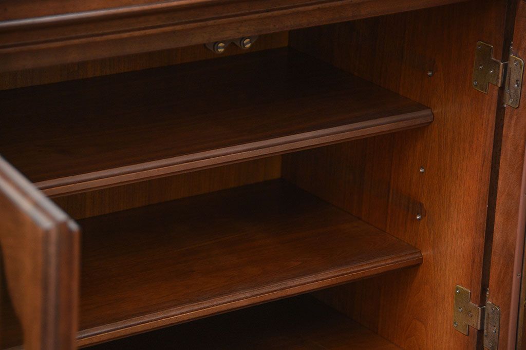 中古 コスガ製 アンティーク調 サイドボード(サイドキャビネット)