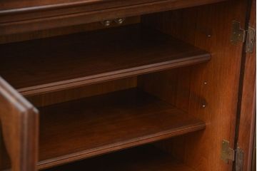 中古 コスガ製 アンティーク調 サイドボード(サイドキャビネット)