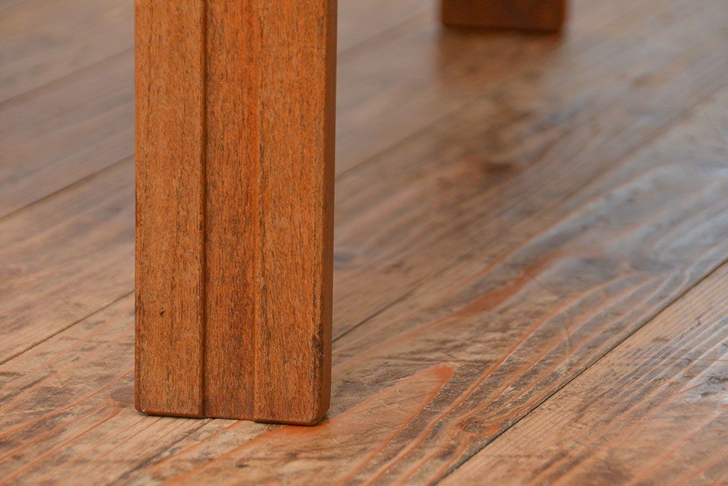 北欧家具 1960年頃 北欧ビンテージ センターテーブル(ラウンドテーブル、コーヒーテーブル)