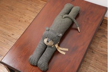 アンティーク雑貨　イギリスアンティーク 猫のかわいいぬいぐるみ