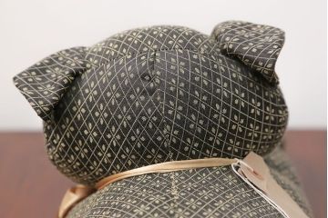 アンティーク雑貨　イギリスアンティーク 猫のかわいいぬいぐるみ