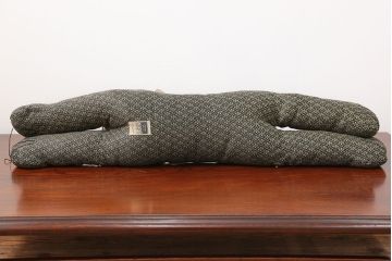 アンティーク雑貨　イギリスアンティーク 猫のかわいいぬいぐるみ