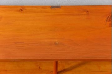 アンティーク家具　アンティーク 古い木の大振りな楔(くさび)式 薄型本棚(飾り棚)