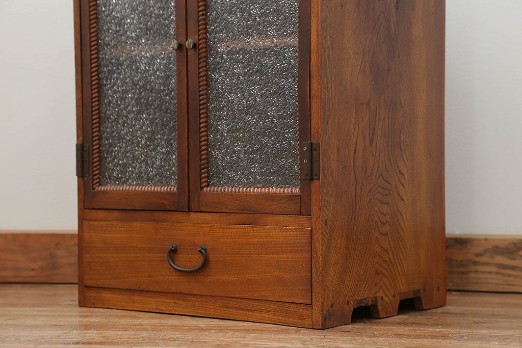 アンティーク家具　アンティーク 古い栓材の小さなダイヤガラス本箱(1) (収納棚)