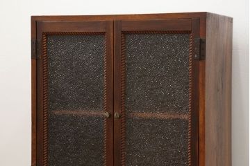 アンティーク家具　アンティーク 古い栓材の小さなダイヤガラス本箱(1) (収納棚)