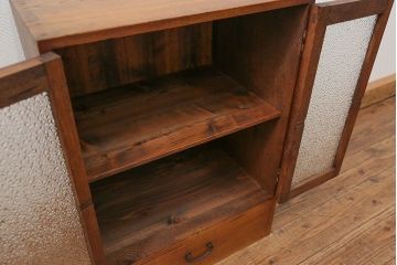 アンティーク家具　アンティーク 古い栓材の小さなダイヤガラス本箱(1) (収納棚)