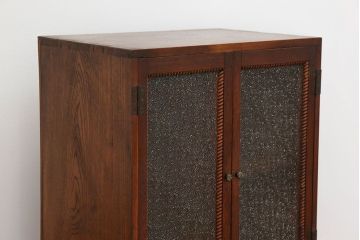 アンティーク家具　アンティーク 古い栓材の小さなダイヤガラス本箱(2) (収納棚)