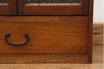 アンティーク家具　アンティーク 古い栓材の小さなダイヤガラス本箱(2) (収納棚)