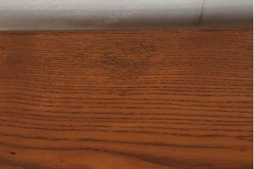 アンティーク雑貨　古民具・骨董 古い欅材のコブのデザインが素晴らしい 小さな机(テーブル)