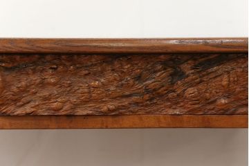 アンティーク雑貨　古民具・骨董 古い欅材のコブのデザインが素晴らしい 小さな机(テーブル)