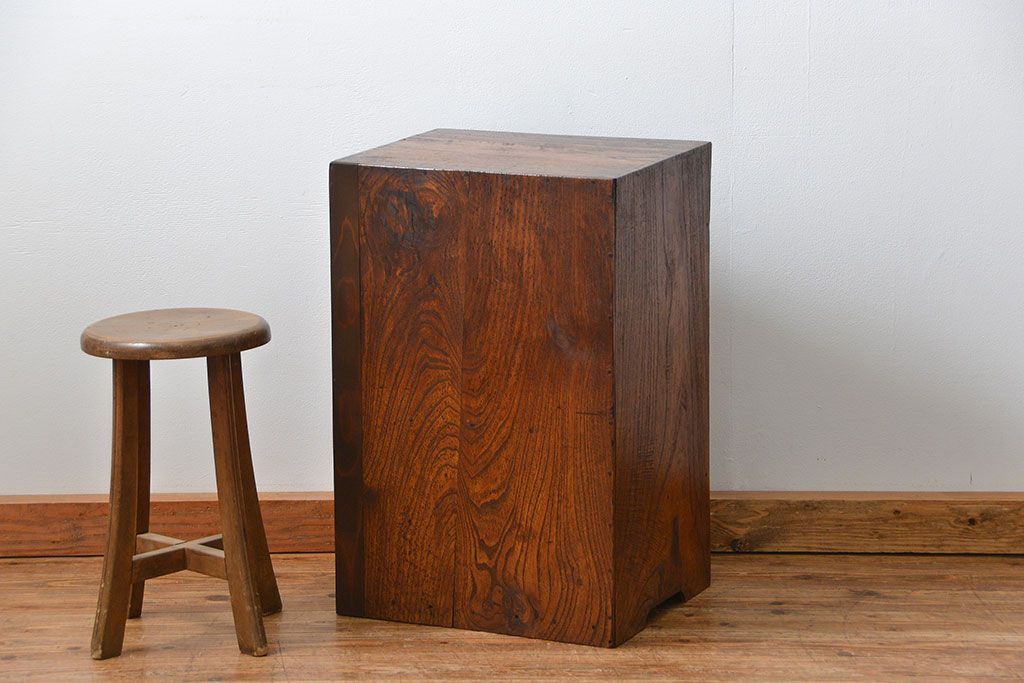 アンティーク家具　アンティーク 古い木のシンプルな6杯小引き出し(ドロワー、チェスト)