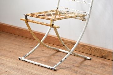 アンティーク家具　イギリスアンティーク シャビーな折り畳みガーデンチェア(1)(椅子・イス)