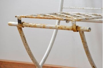 アンティーク家具　イギリスアンティーク シャビーな折り畳みガーデンチェア(2)(椅子・イス)