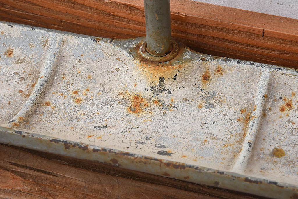 アンティーク雑貨　フランスアンティーク　鋳物製!シャビーで重厚な傘立て(アンブレラスタンド)