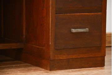 アンティーク家具　古いナラ材の上質なカウンター式 アンティーク片袖机(テーブル、デスク、在宅ワーク、在宅用、レジ台)