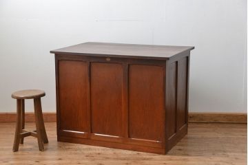 アンティーク家具　古いナラ材の上質なカウンター式 アンティーク片袖机(テーブル、デスク、在宅ワーク、在宅用、レジ台)