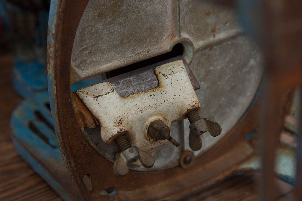 アンティーク雑貨　昭和レトロ 古い手回しかき氷機