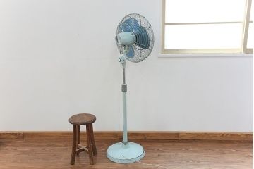 アンティーク雑貨　昭和レトロ 大きなスタンド付き扇風機