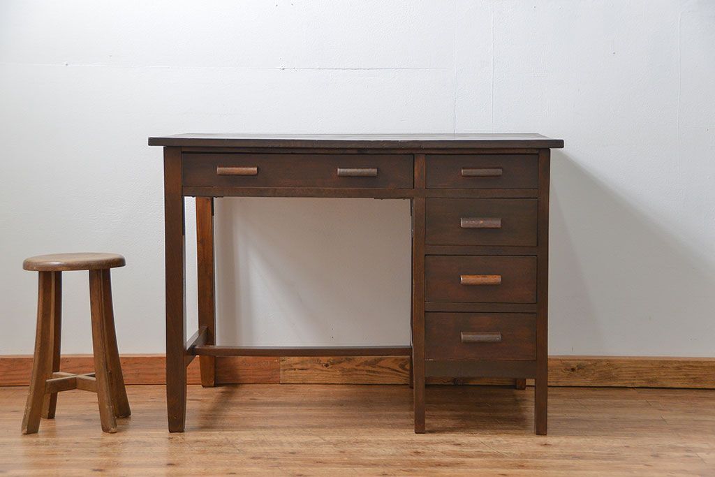 アンティーク家具　アンティーク タモ材とブナ材のシックな片袖机(テーブル、デスク、在宅ワーク、在宅用)