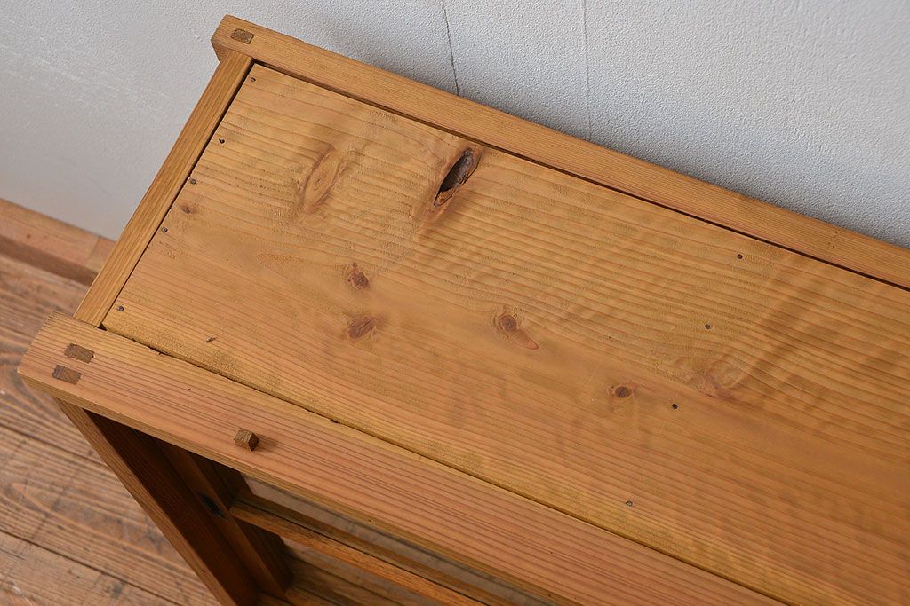 アンティーク家具 アンティーク 古い木味の繊細な薄型収納棚(ガラスケース、飾り棚、戸棚)