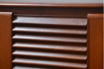 北欧家具 ロングサイズの北欧ビンテージ チーク材 サイドボード(リビングボード、キャビネット)