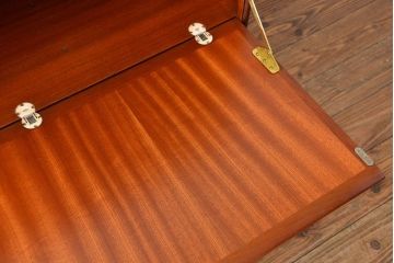 北欧家具 ロングサイズの北欧ビンテージ チーク材 サイドボード(リビングボード、キャビネット)