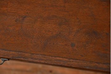 アンティーク家具　アンティーク モールガラス入りの大振りな二段重ね食器棚(収納棚、カップボード)