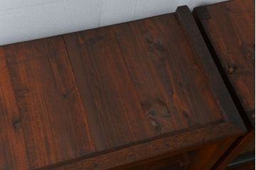 アンティーク家具　アンティーク モールガラス入りの大振りな二段重ね食器棚(収納棚、カップボード)