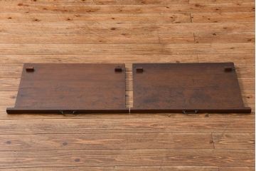 アンティーク家具　アンティーク モールガラス入りの大振りな二段重ね食器棚(収納棚、カップボード)