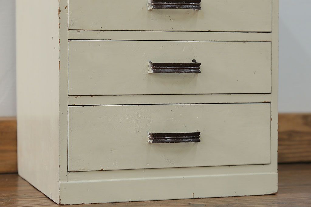 レトロ家具　昭和レトロ ペンキのはげた五段小引き出し