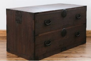 アンティーク家具　古民具・骨董 前面桐材の時代箪笥ローボード(桐箪笥、桐たんす)