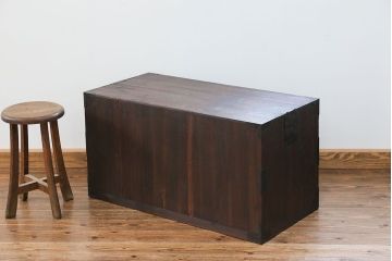 アンティーク家具　古民具・骨董 前面桐材の時代箪笥ローボード(桐箪笥、桐たんす)