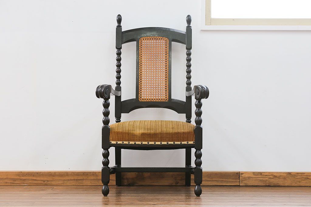 アンティーク家具　大正ロマン 上質な古いナラ材のアームチェア(椅子、イス)