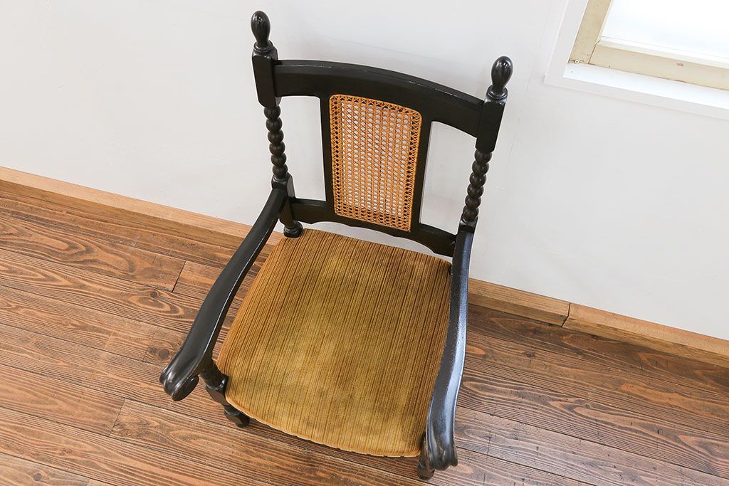 アンティーク家具　大正ロマン 上質な古いナラ材のアームチェア(椅子、イス)