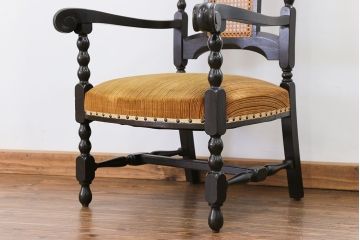 アンティーク家具　大正ロマン 上質な古いナラ材のアームチェア(椅子、イス)