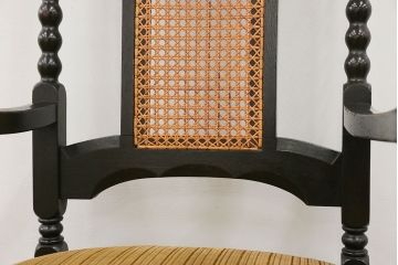 アンティーク家具　大正ロマン 上質な古いナラ材のアームチェア(椅子、イス)