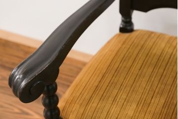 アンティーク家具　大正ロマン 上質な古いナラ材のアームチェア(椅子、イス)