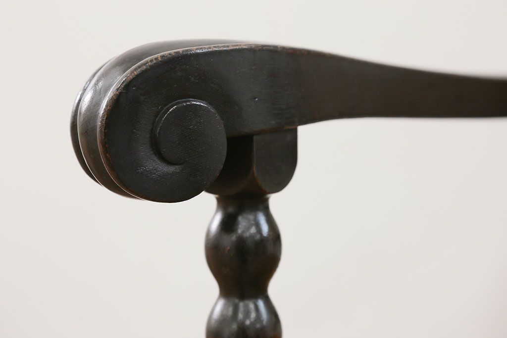 アンティーク家具　大正ロマン 上質な古いナラ材のアームチェア(椅子、イス)