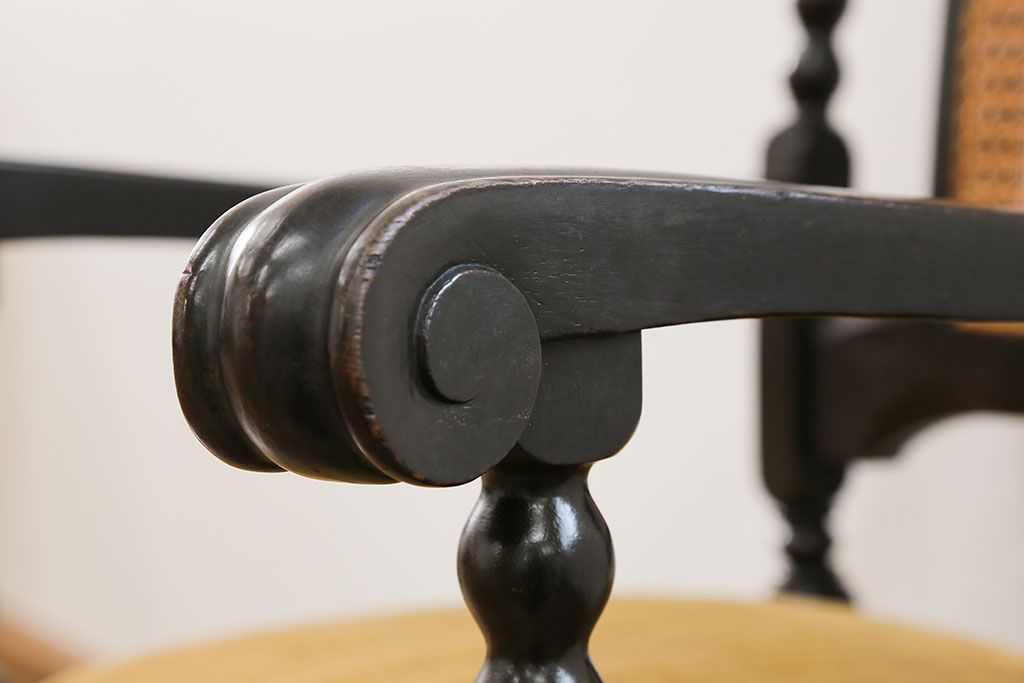 アンティーク家具　大正ロマン 上質な古いナラ材のアームチェア(椅子、イス)