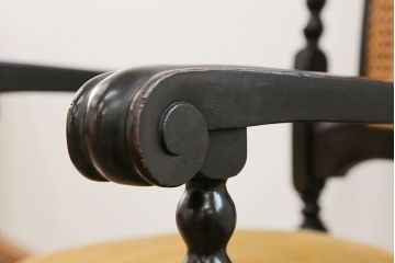 アンティーク家具　大正ロマン 上質な古いナラ材のアームチェア(椅子、イス)