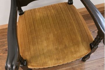 アンティーク家具　大正ロマン 上質な古いナラ材のアームチェア(椅子、イス)