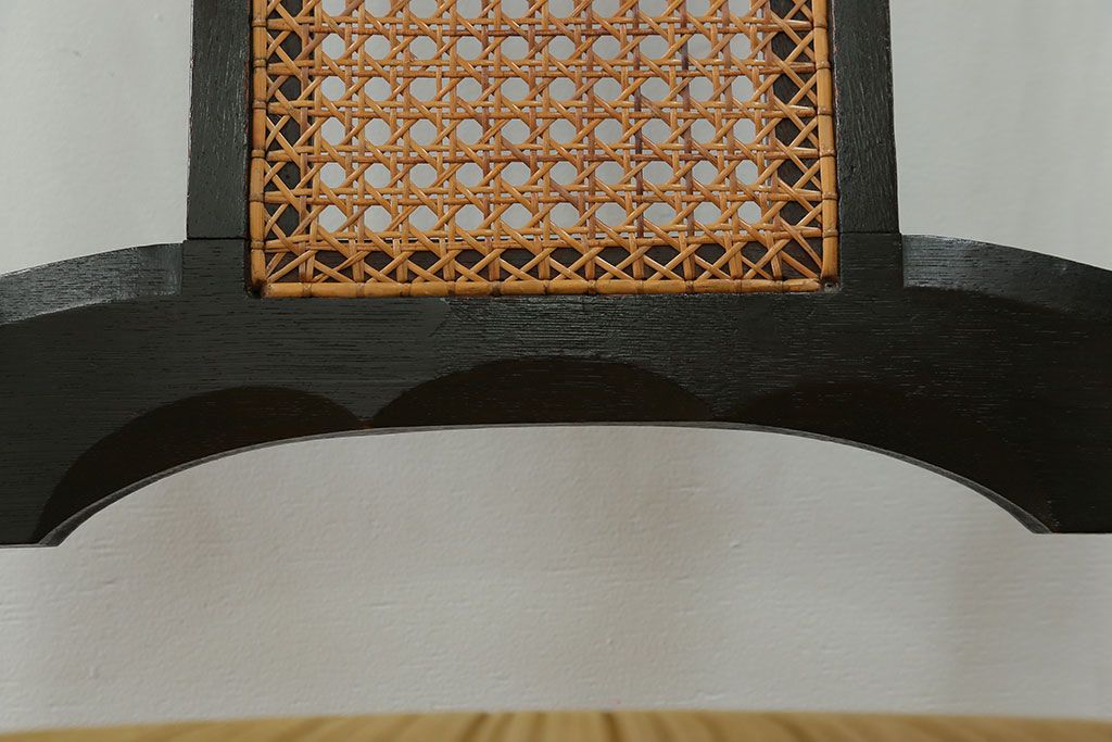 アンティーク家具　大正ロマン 上質な古いナラ材のアームチェア(椅子、イス)